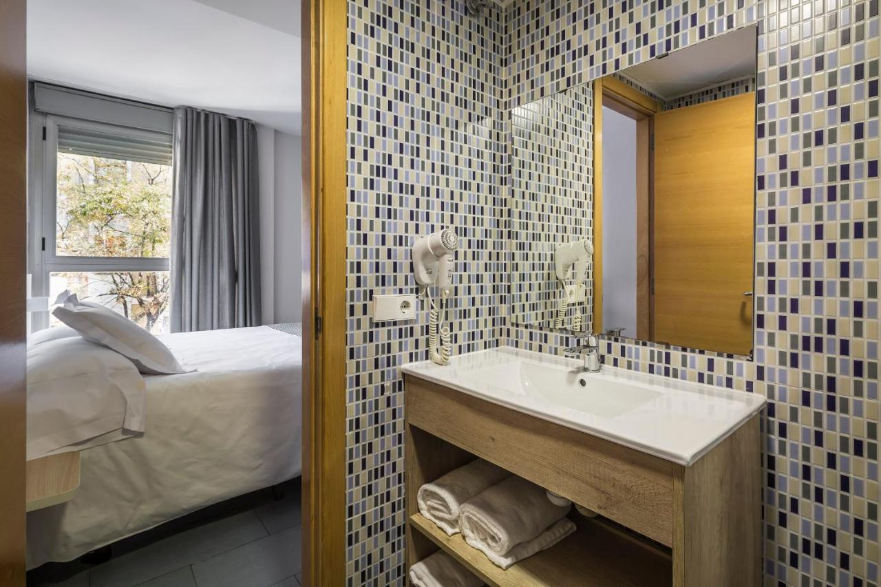 Mon Suites Carmen Valencia Exterior photo