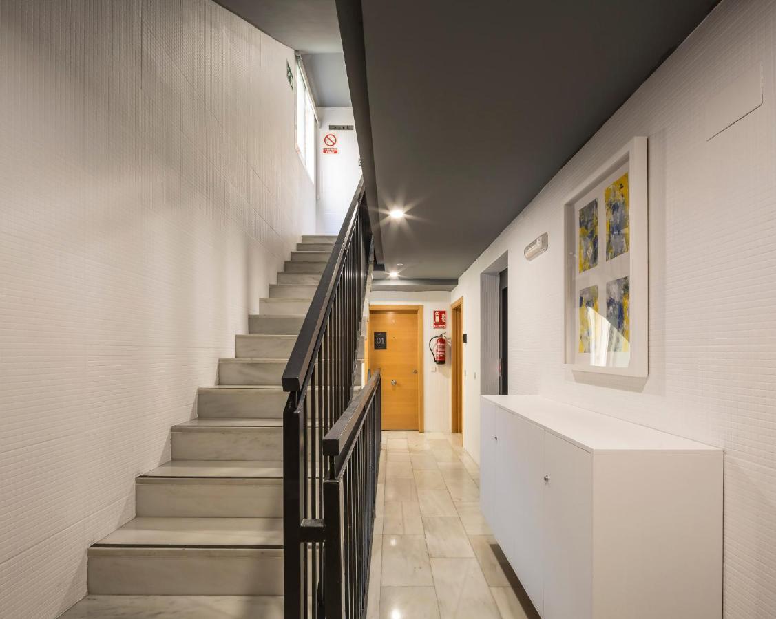 Mon Suites Carmen Valencia Exterior photo